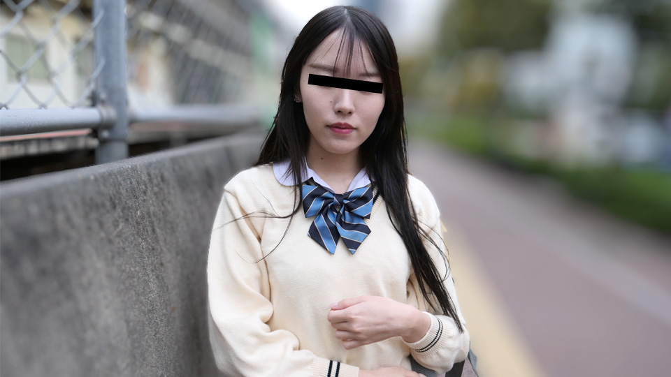 081425_01-10MU 天然むすめ 制服娘を電車でイタズラ 山下もえか