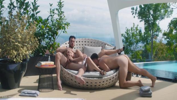 FrolicMe.25.08.10.Maya.Rose.Take.Two.XXX.1080p.HEVC.x265.PRT