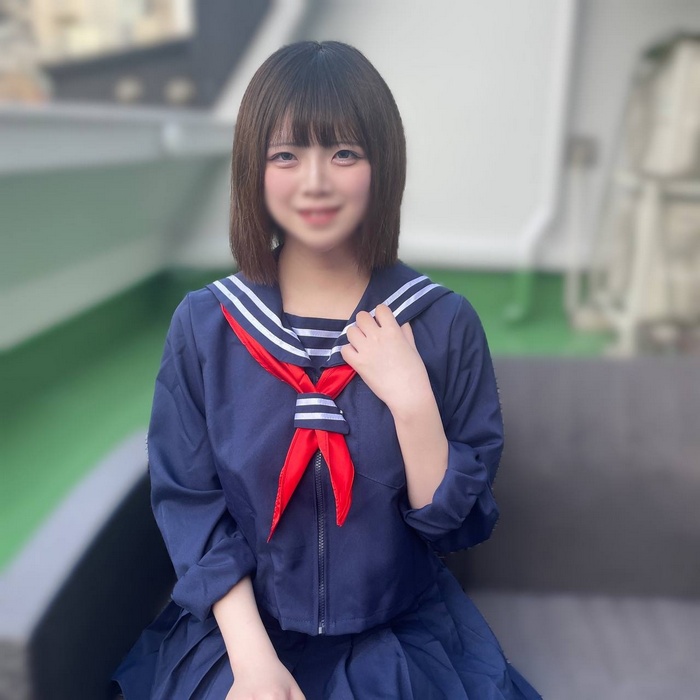FC2-PPV-4724520 【ベッド水没】3秒で潮吹いちゃう隠れ神乳事務員とコスプレセックス。仕事は硬いのにあそこはぬるぬるのびしょびしょなんだね。